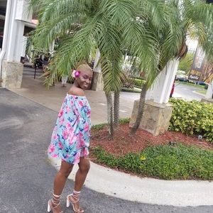 Gorgeous off the shoulder Tropical print dress